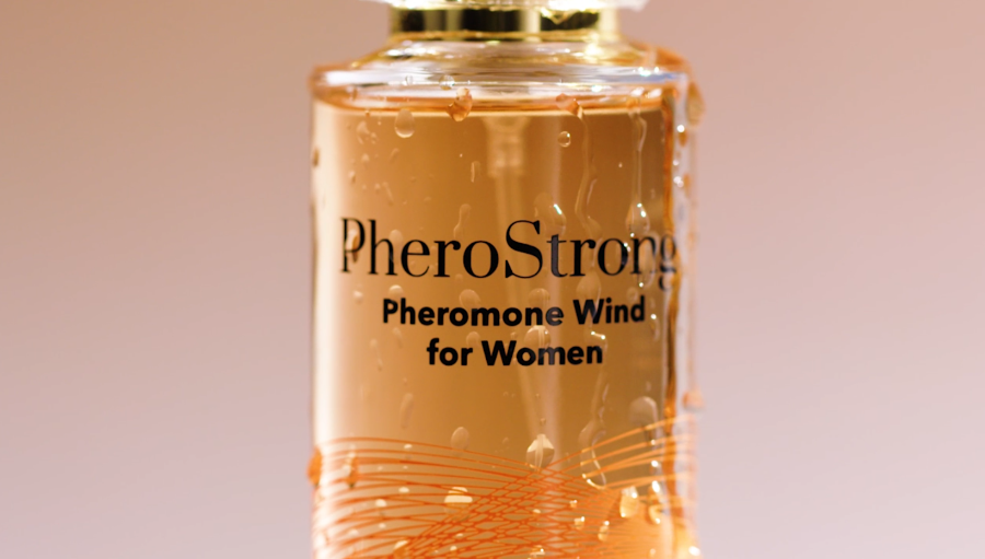 PheroStrong - Pheromone Wind for Women (50 ML)